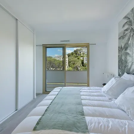2-br Sea View Private Parking Walk To Beaches Apartment *