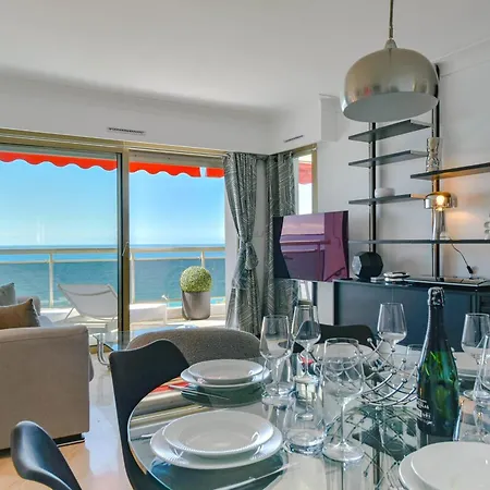 Apartment 2-br Sea View Private Parking Walk To Beaches *
