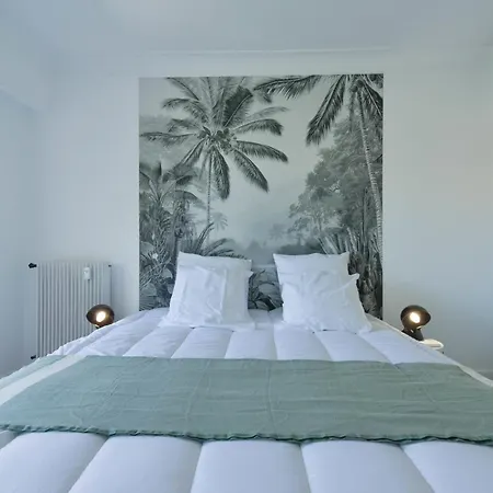 Apartment 2-br Sea View Private Parking Walk To Beaches Cannes